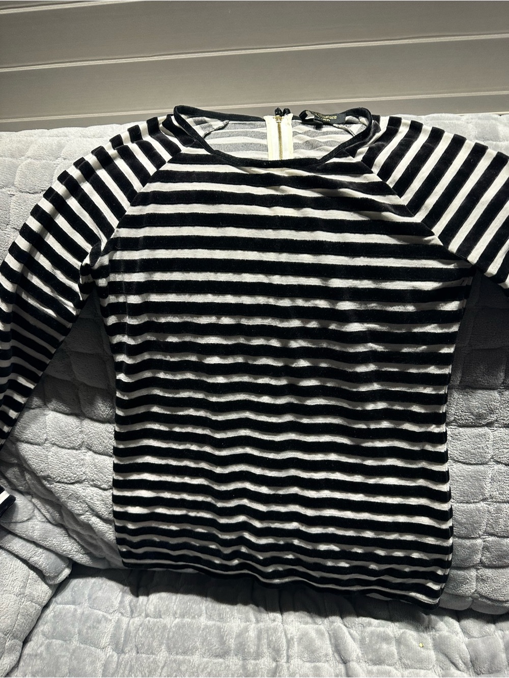 Juicy Couture Velvet Striped Long-Sleeve Crewneck Top - Black & White